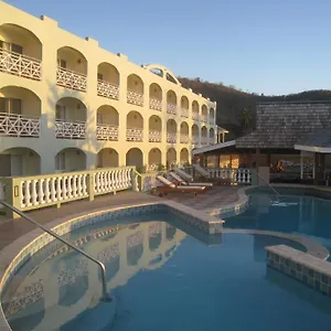 4* Resort Kalinago